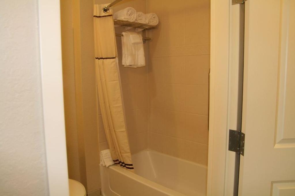 Comfort Inn & Suites Beeville Room photo